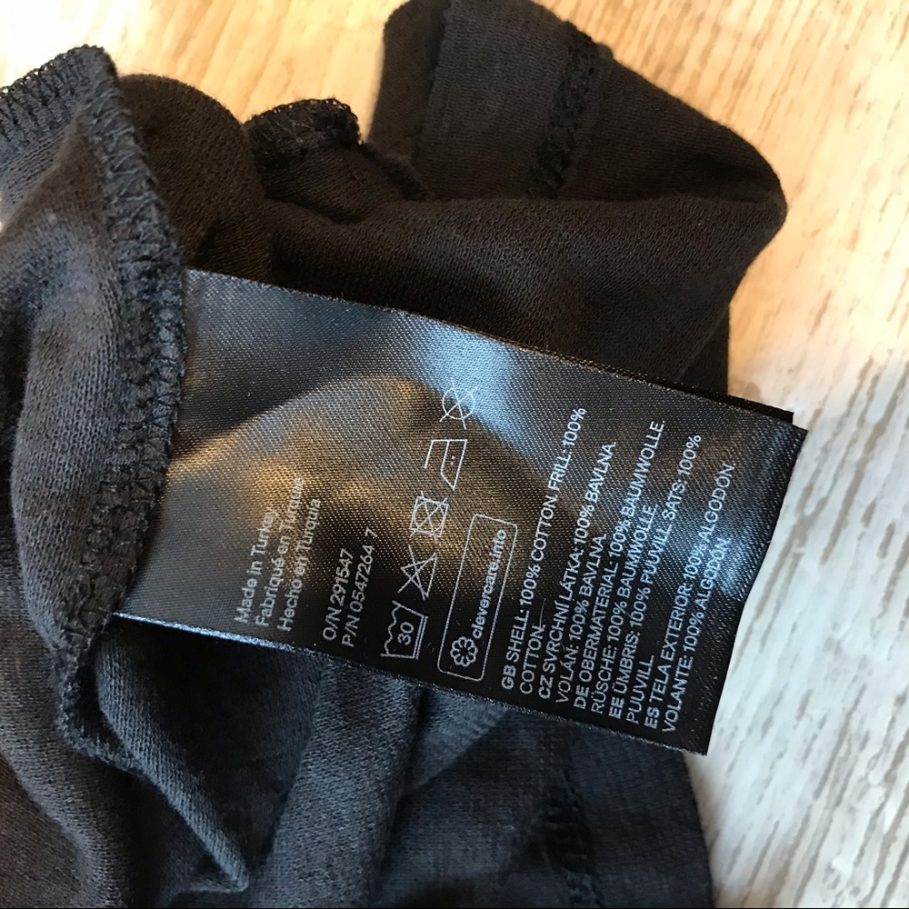H & M Ruffle Sleeve Tee - Picture 3 of 3